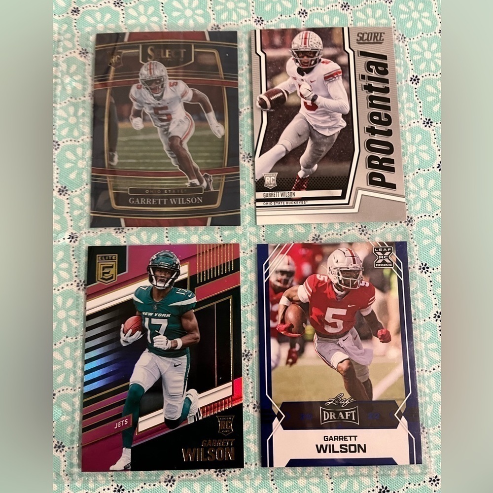 🏈 Garrett Wilson, 4 NFL Football Sports Trading Cards